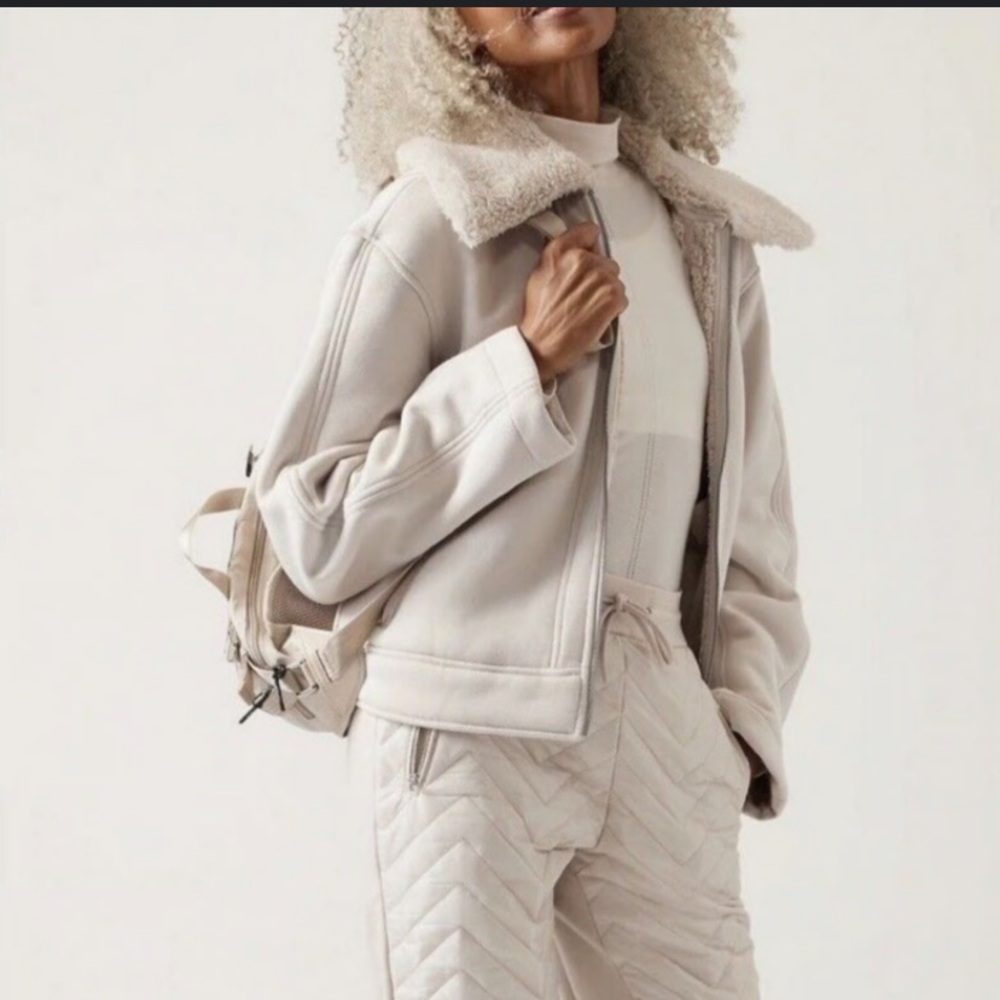 Athleta Westbound Sherpa Jacket in
Abalone grey XS $130 fall coat casual classic
